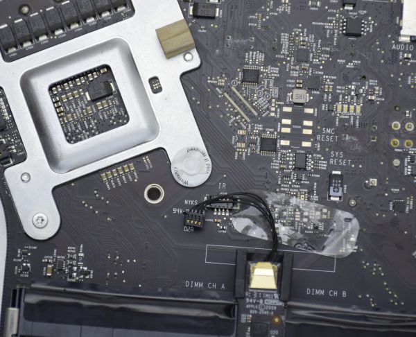 Apple iMac A1311 (Mid 2011) 21.5” Logic Board 639-2347 W/ CPU i5-2400s NOT TESTED - Image 4