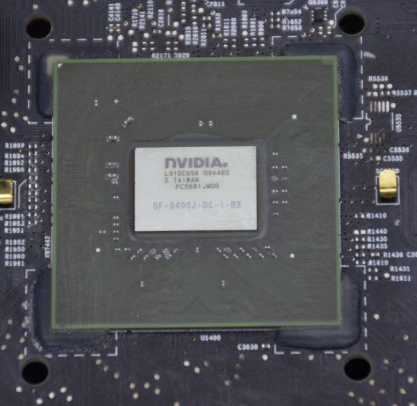 iMac 21.5 A1311 820-2494-A Logic Board w/ NVIDIA 9400 No CPU Broken LCD Connect - Image 5