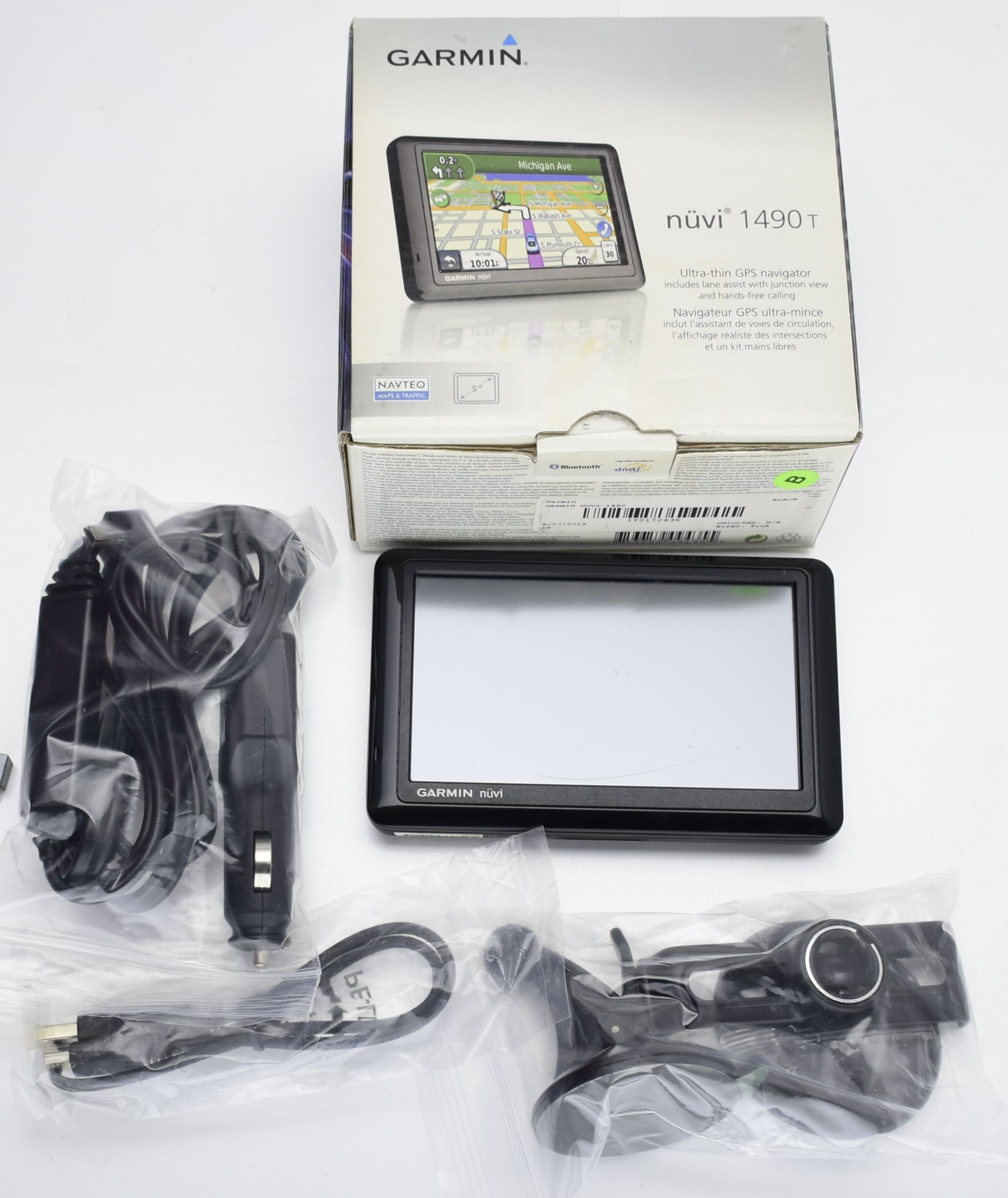 Garmin Nuvi 1490T GPS Bundle w/ Charger GTM 25, Dash Mount eSocket.us