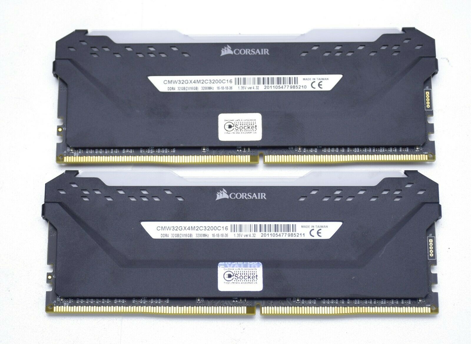 CORSAIR コルセア CMW32GX4M2E3200C16 DDR4 SDRAM 16GB×2枚組 DDR4 ...